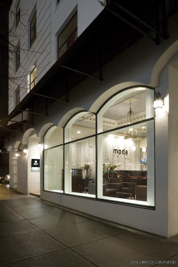 Moda Hotel Vancouver Buitenkant foto